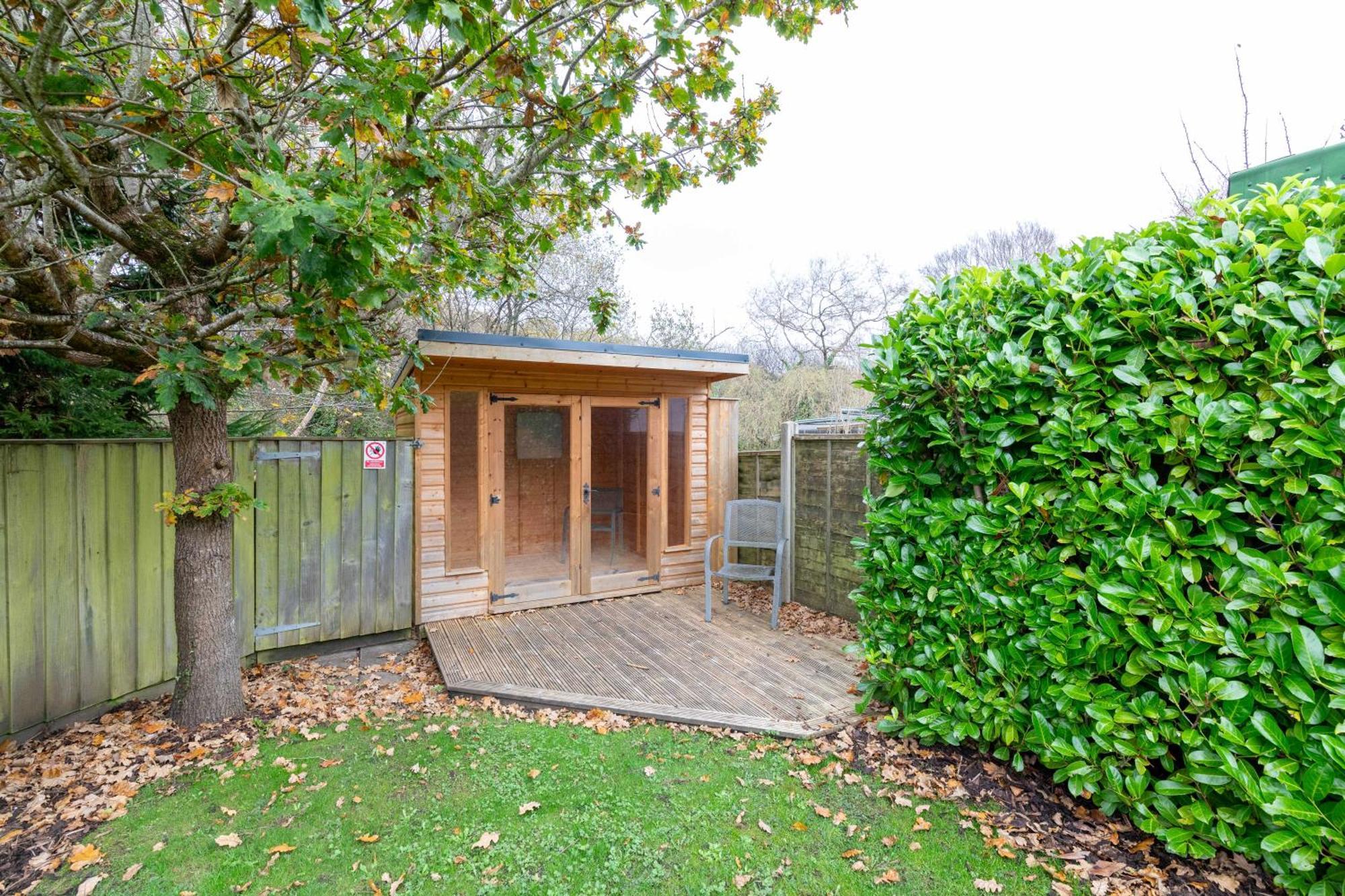 Just Stay Wales - Marshmallow Cottage, Oxwich Суонси Экстерьер фото